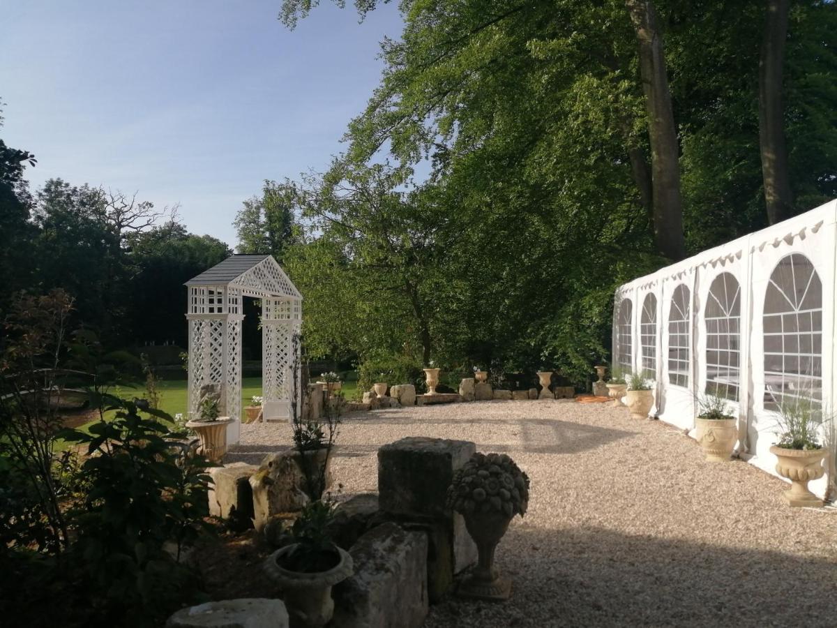 Chambre E Andre Le Domaine Des Jardins De Bracquetuit 외부 사진